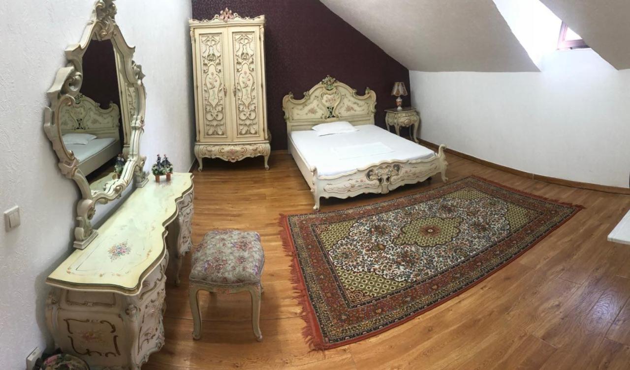 Rodem House Pansiyon Bişkek Dış mekan fotoğraf